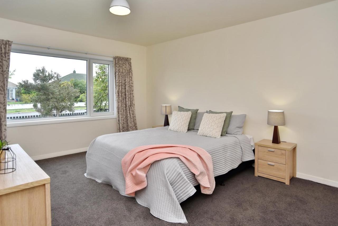 Weston Villa - Spacious & Family Friendly - Bookahome Christchurch Buitenkant foto