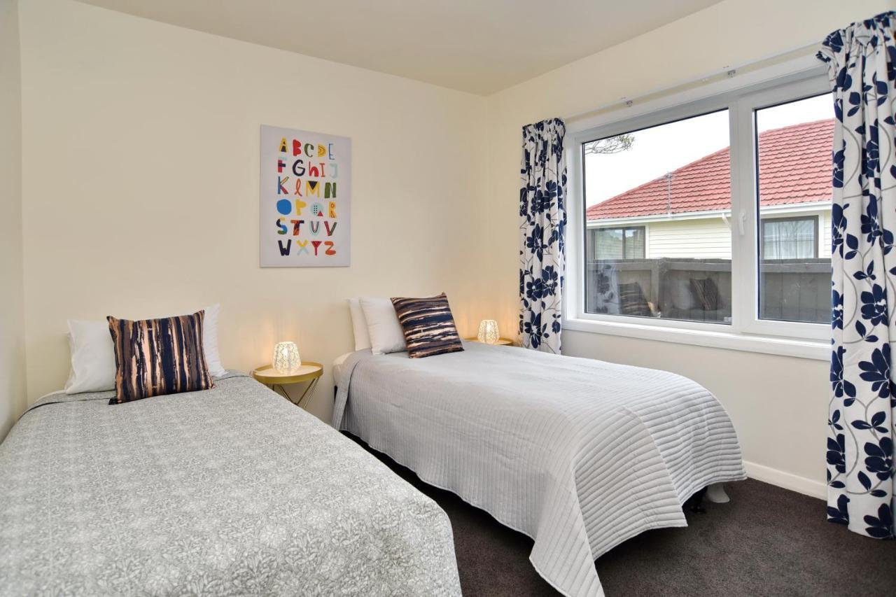 Weston Villa - Spacious & Family Friendly - Bookahome Christchurch Buitenkant foto